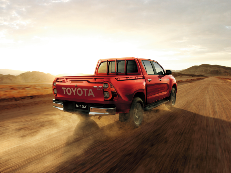 
								Toyota Hilux Double Cab 4×4 Diesel full									